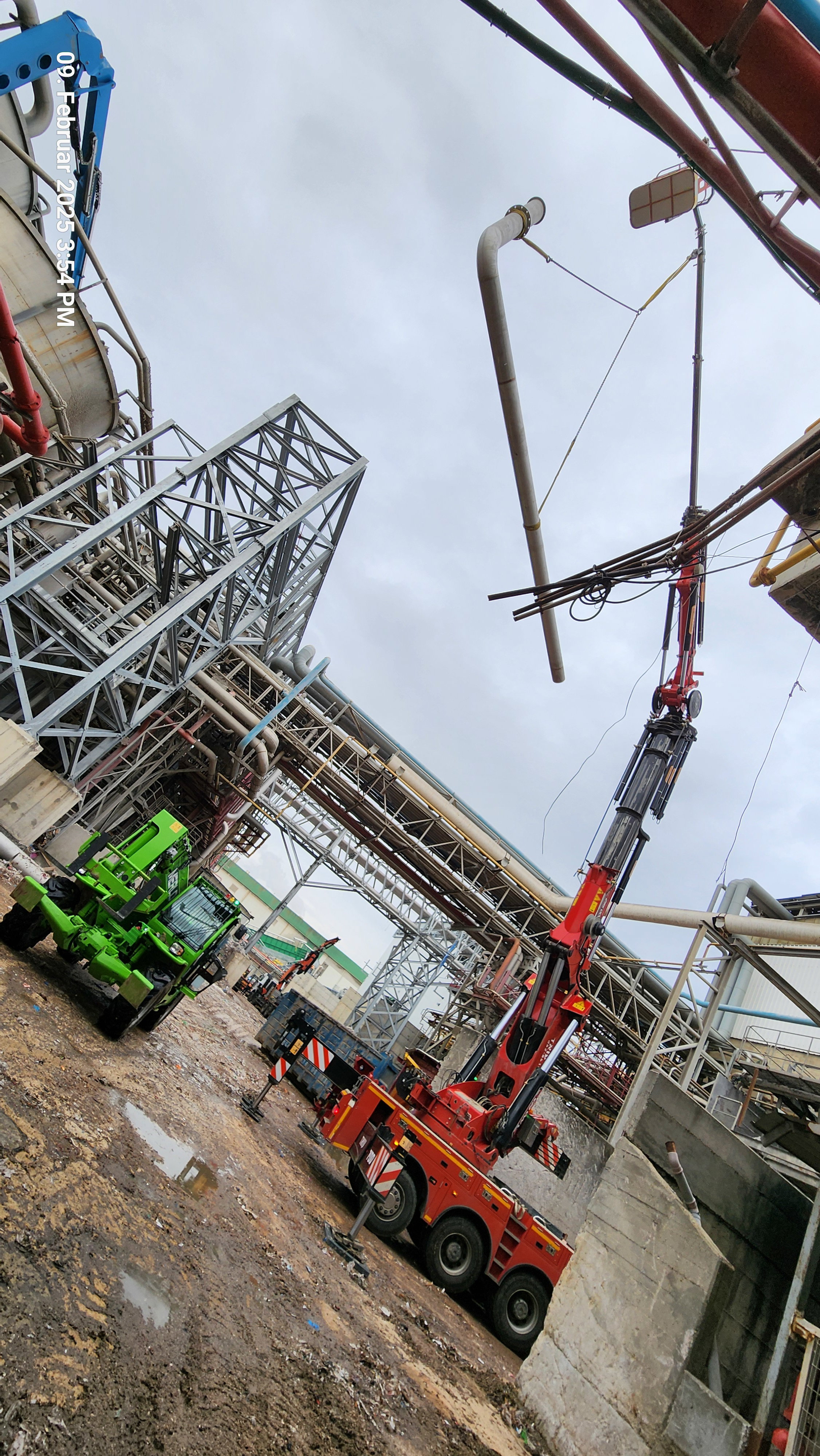 Installation von Rohrleitungen mit Durchmessern von 8 Zoll bis 24 Zoll
