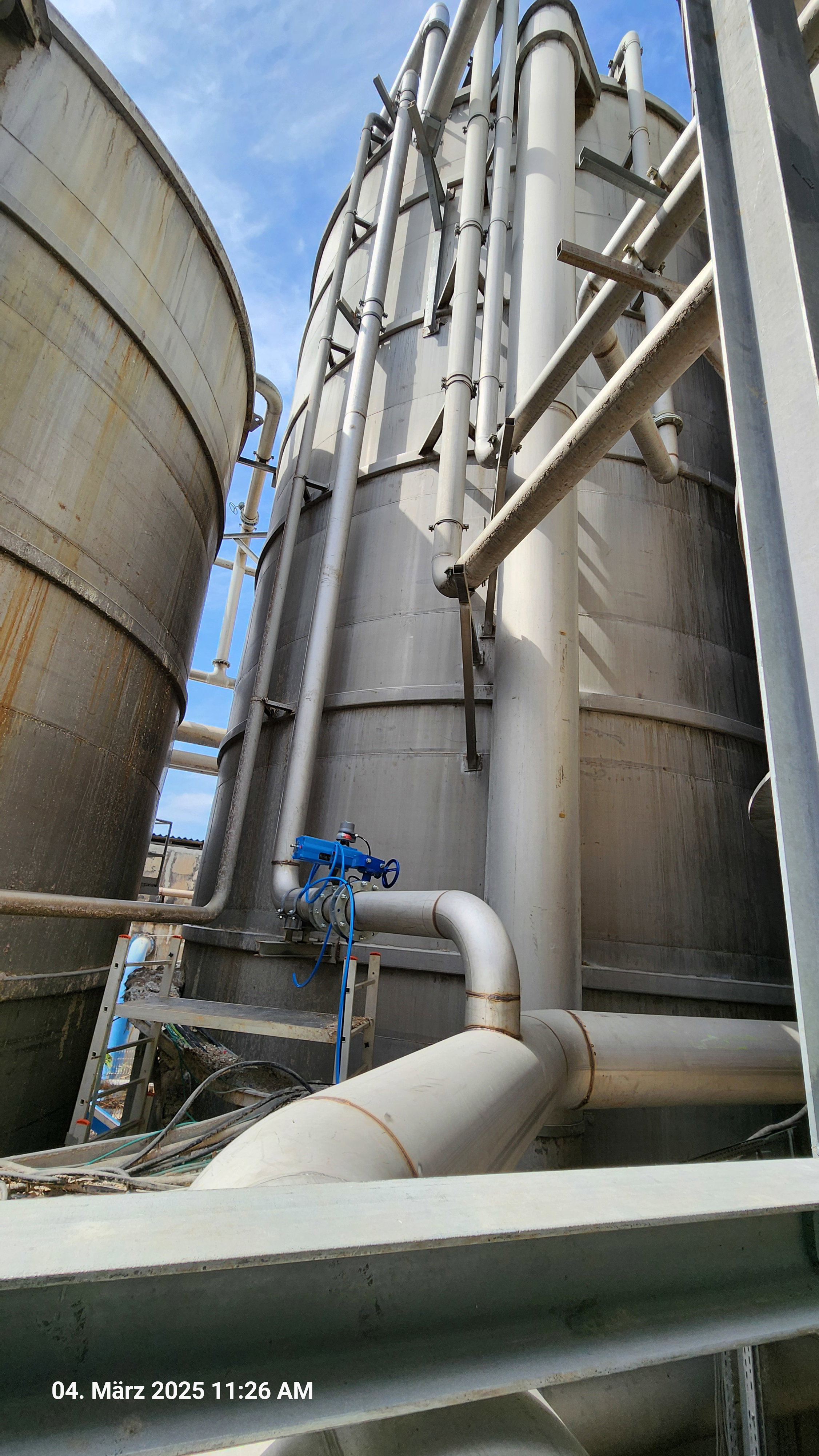 Installation von Rohrleitungen mit Durchmessern von 8 Zoll bis 24 Zoll