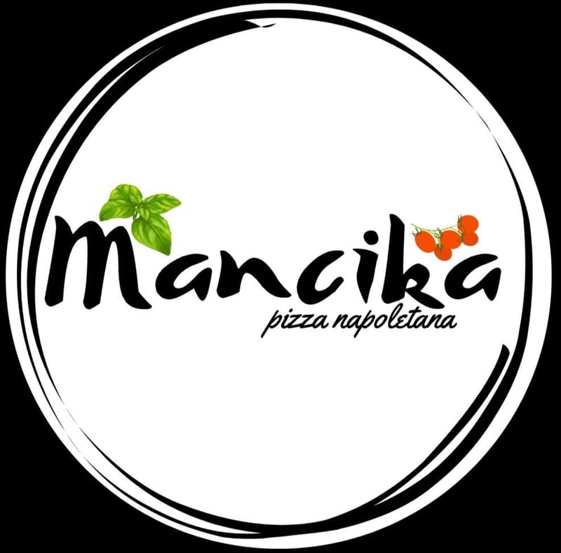 Nápolyi pizza Cegléden | Mancika Pizzéria