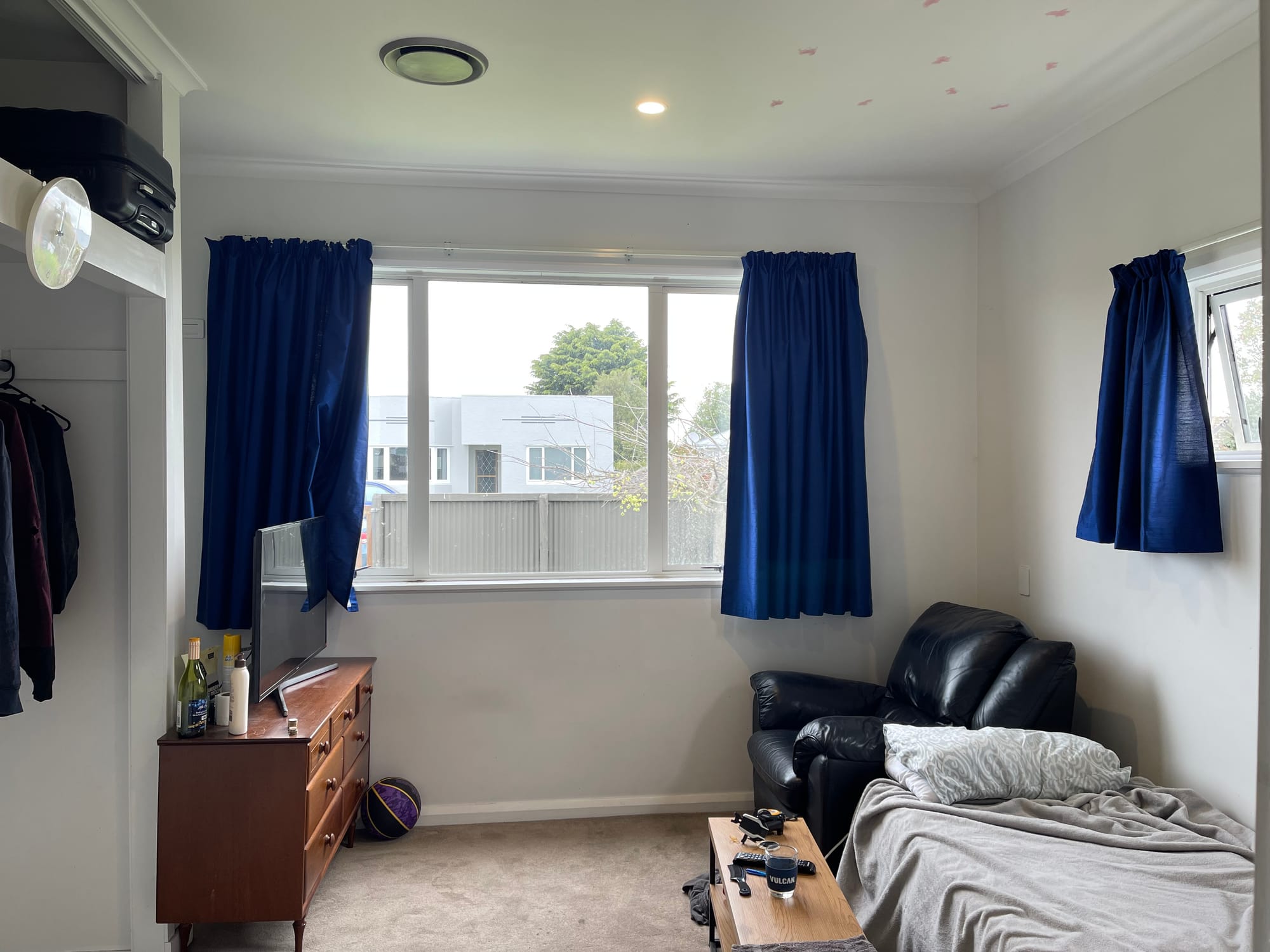 Space, storage, scullery and double shower!