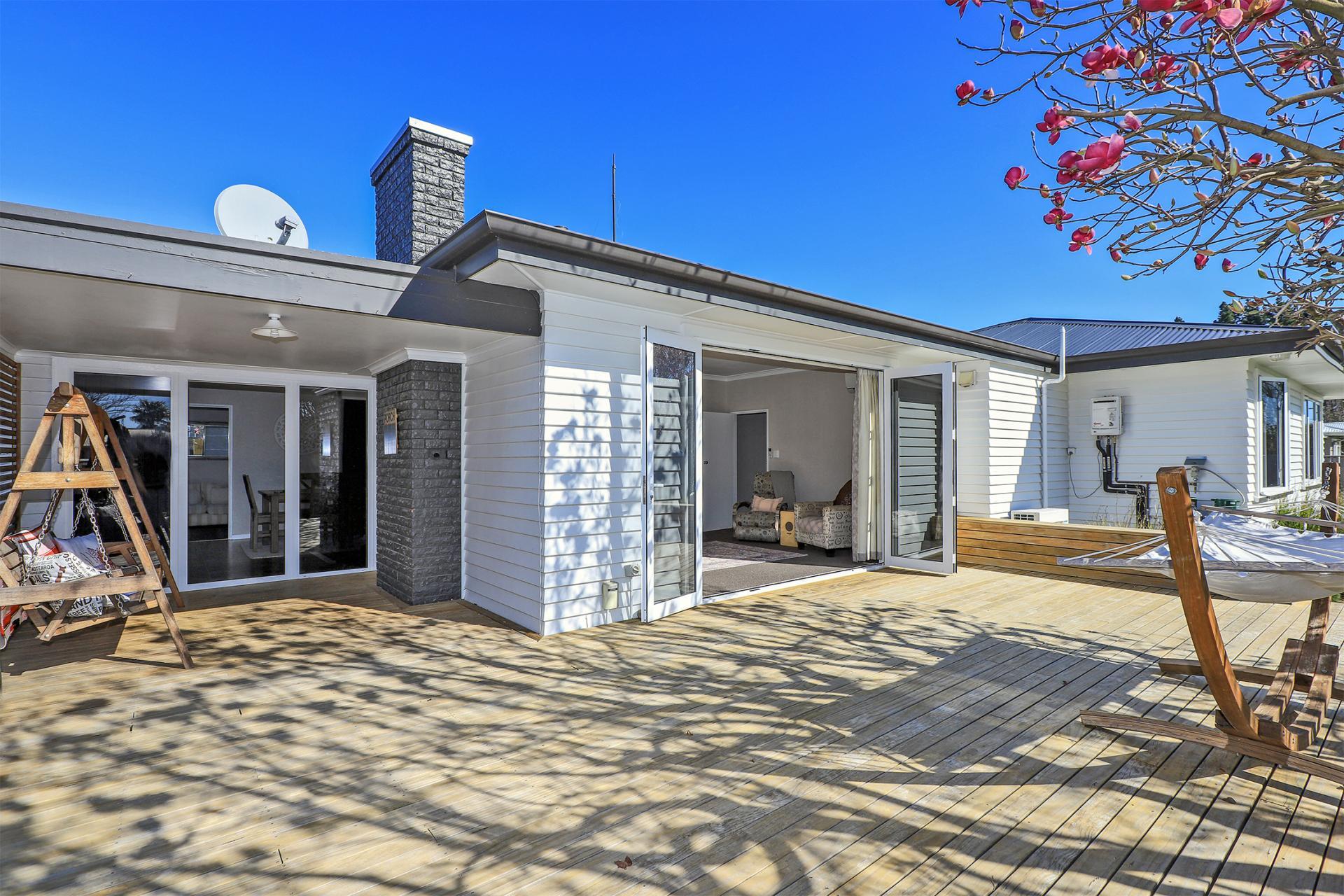 Large pet friendly home in great location