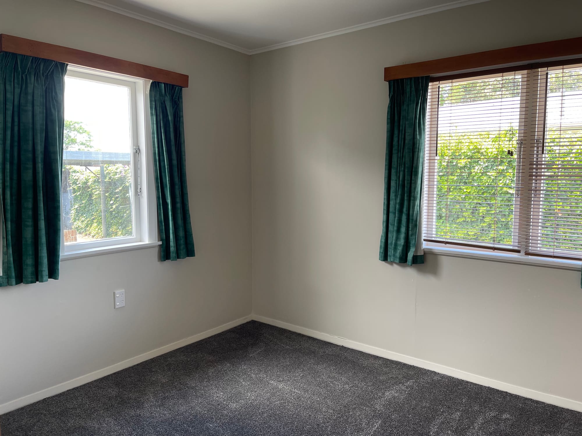 Great family home with extra rooms to move