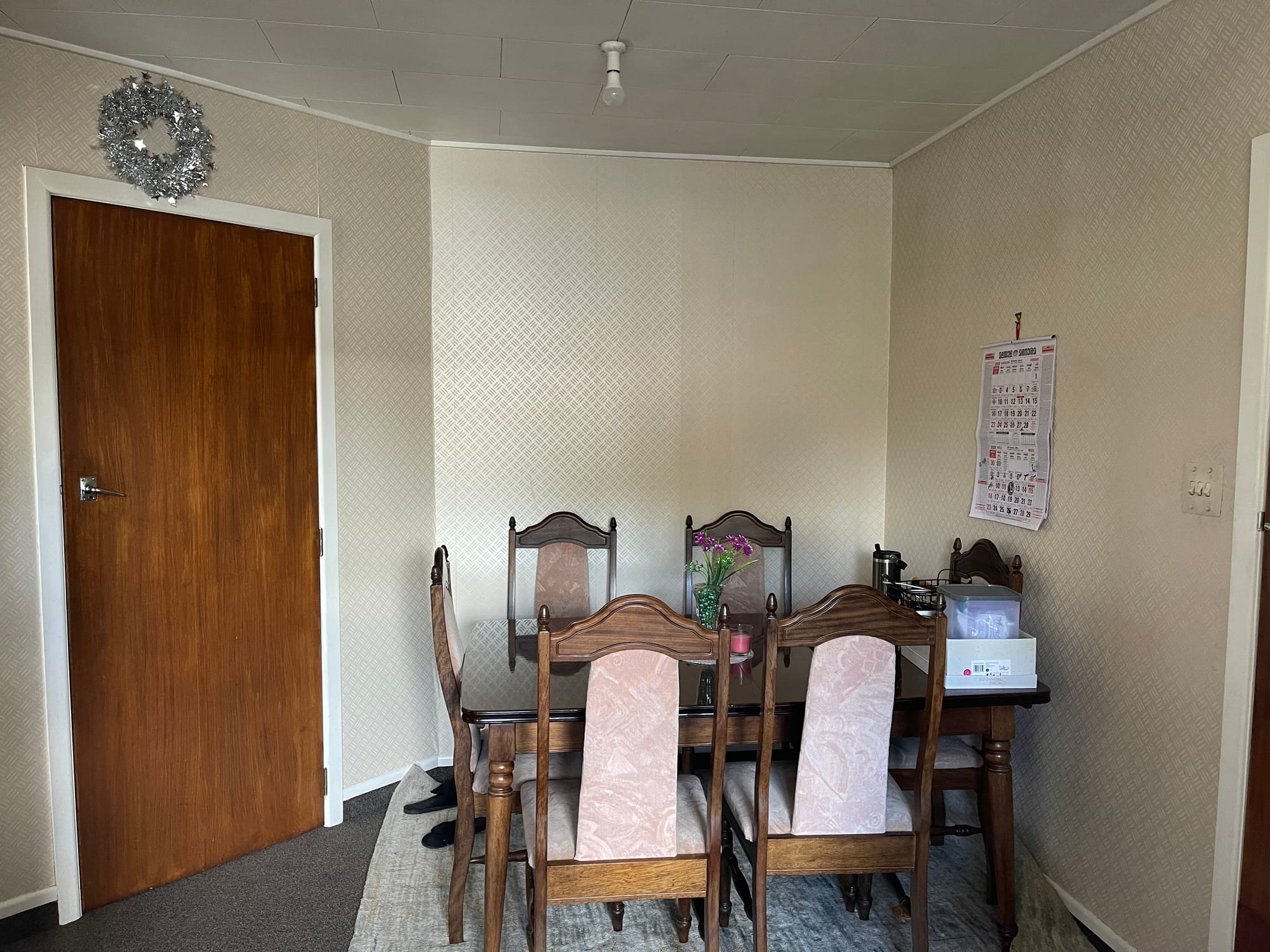 Central location and in-zone for good schools