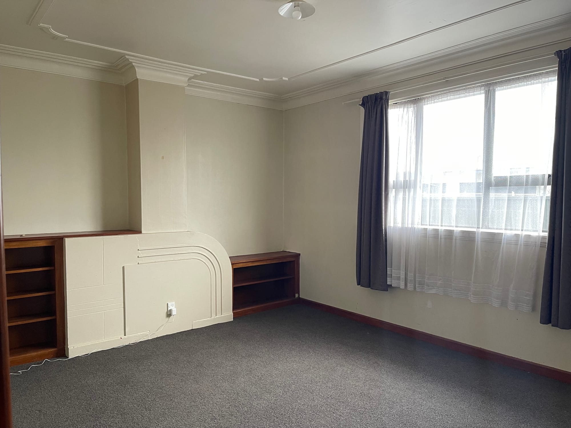 Centrally located art deco property