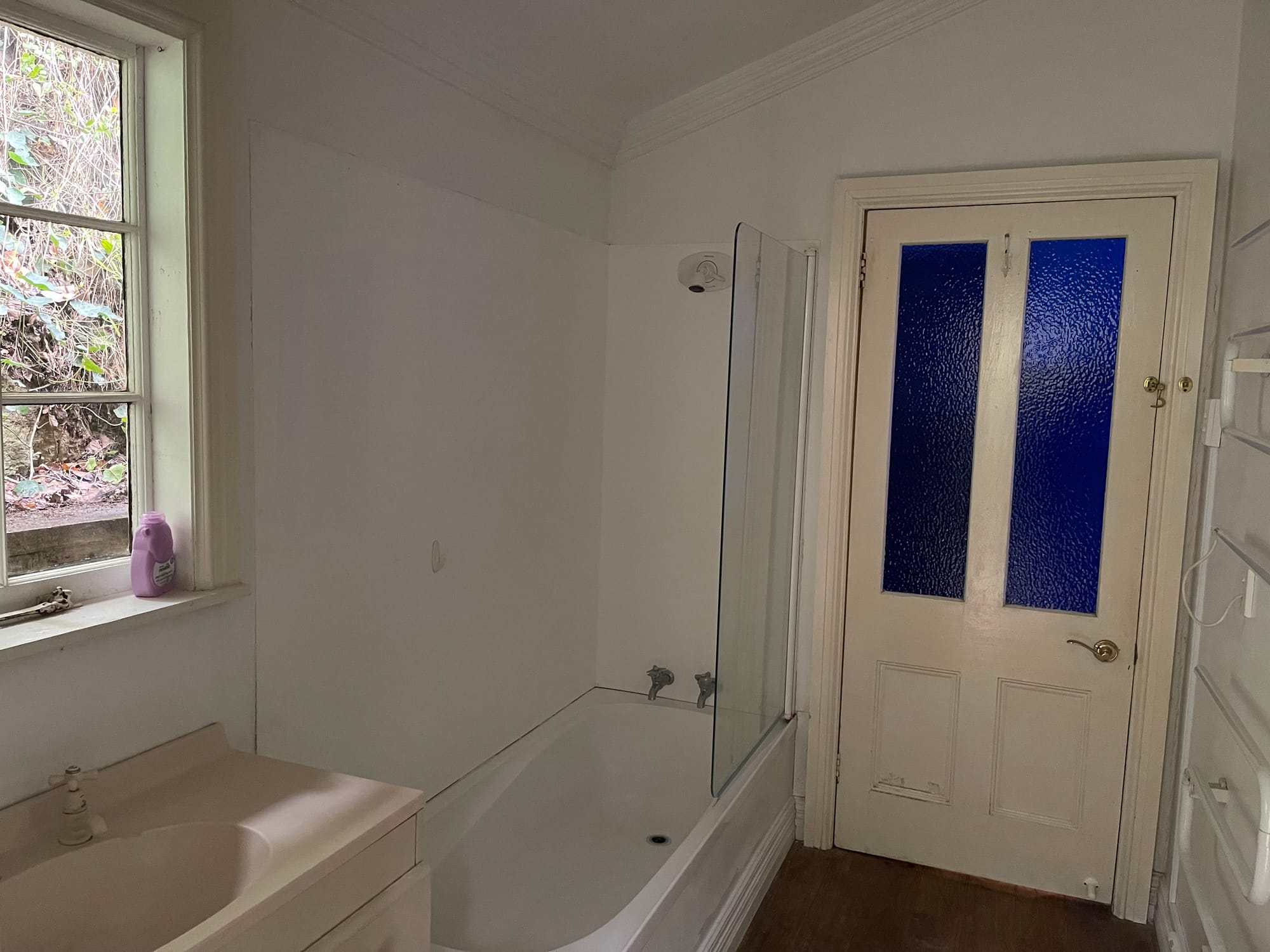 Private oasis nestled in central location