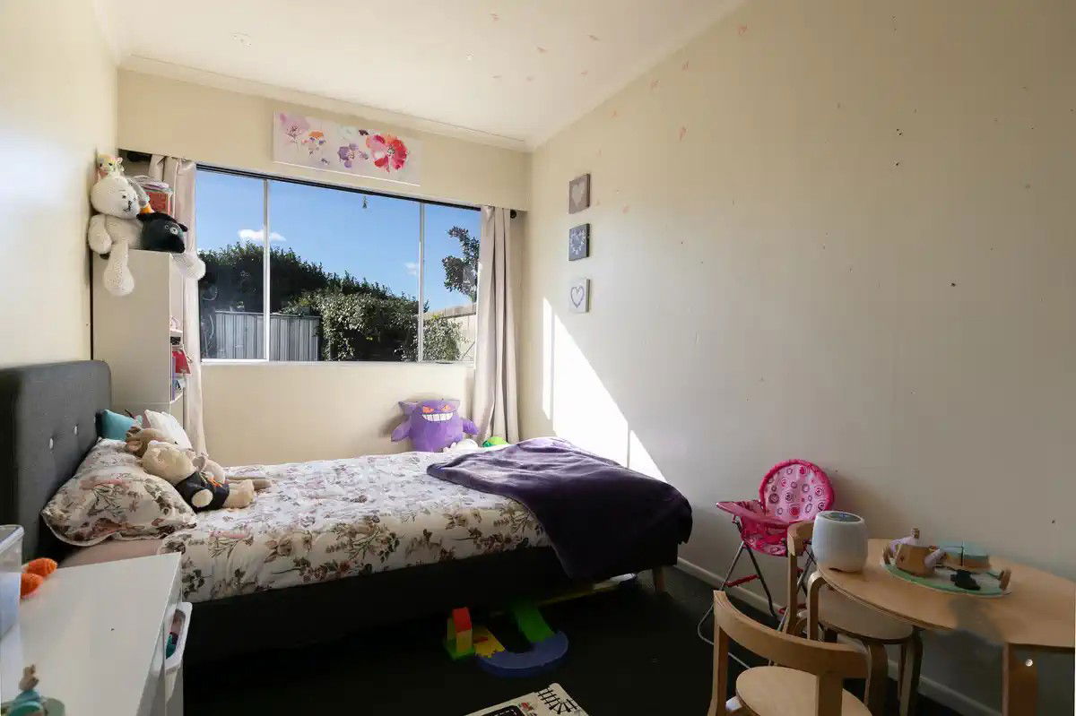 Spacious living with great indoor/outdoor flow