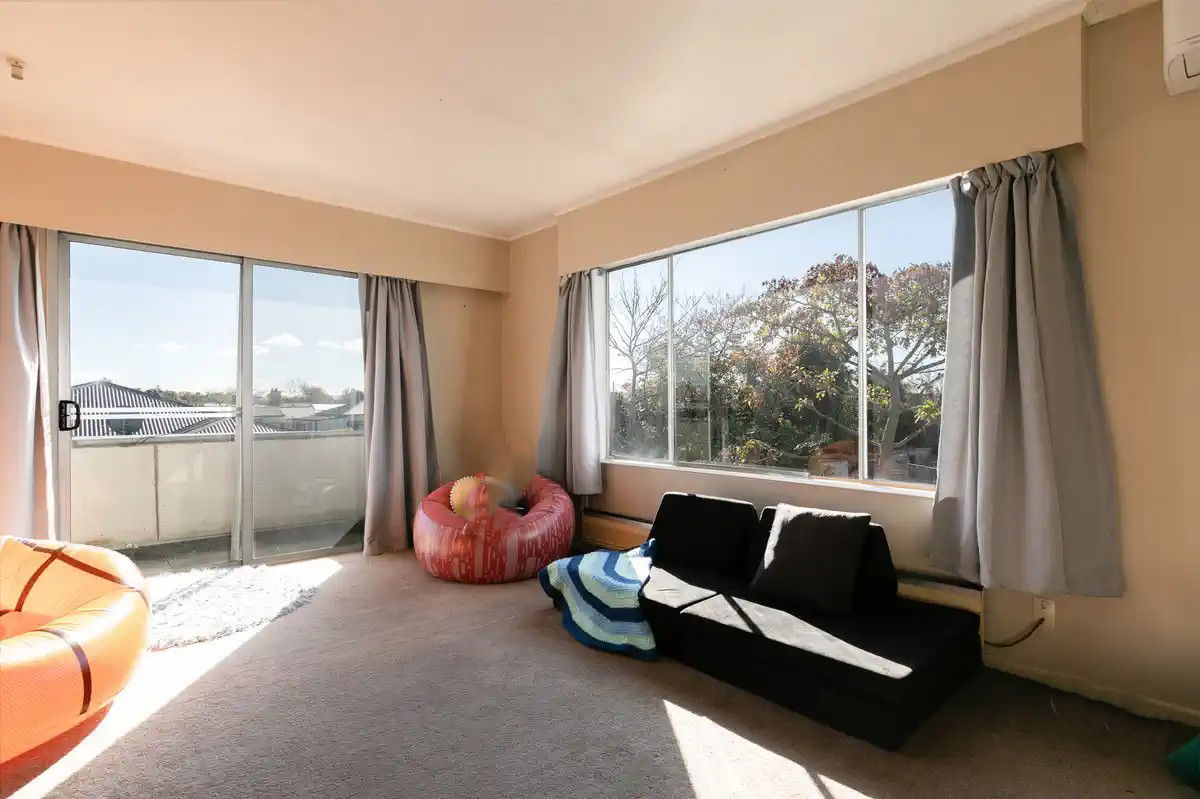 Central apartment style living