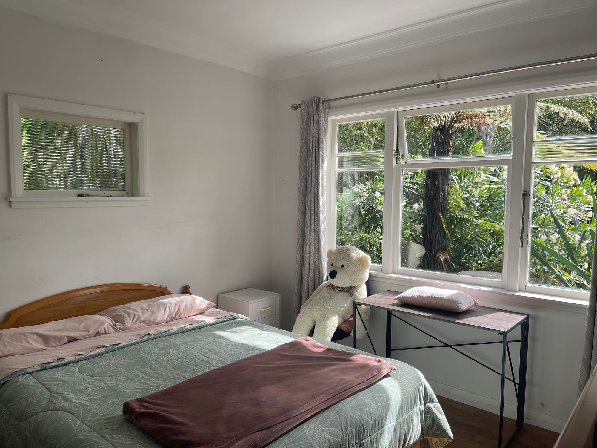 Centrally located private oasis