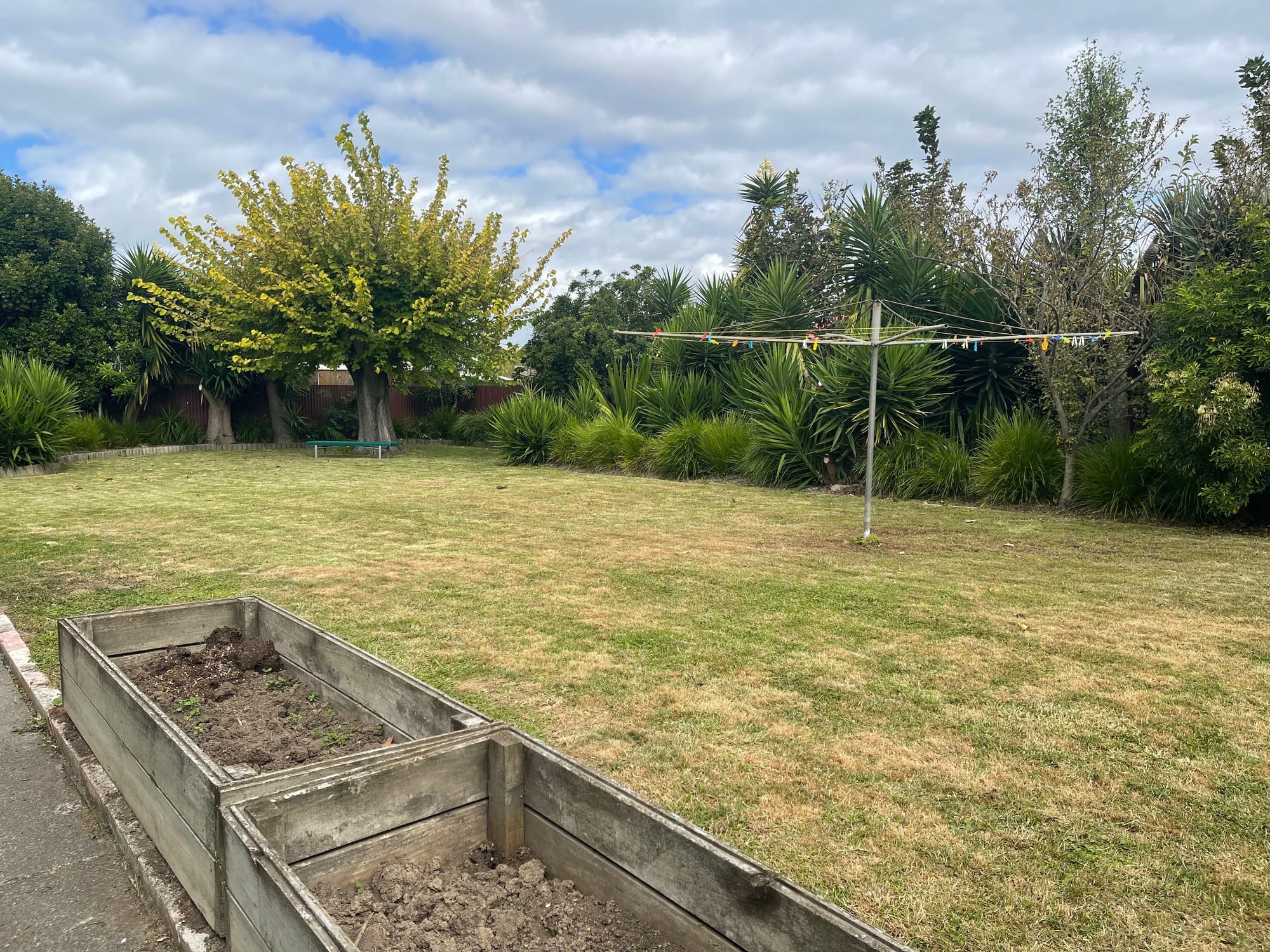 Centrally located private oasis