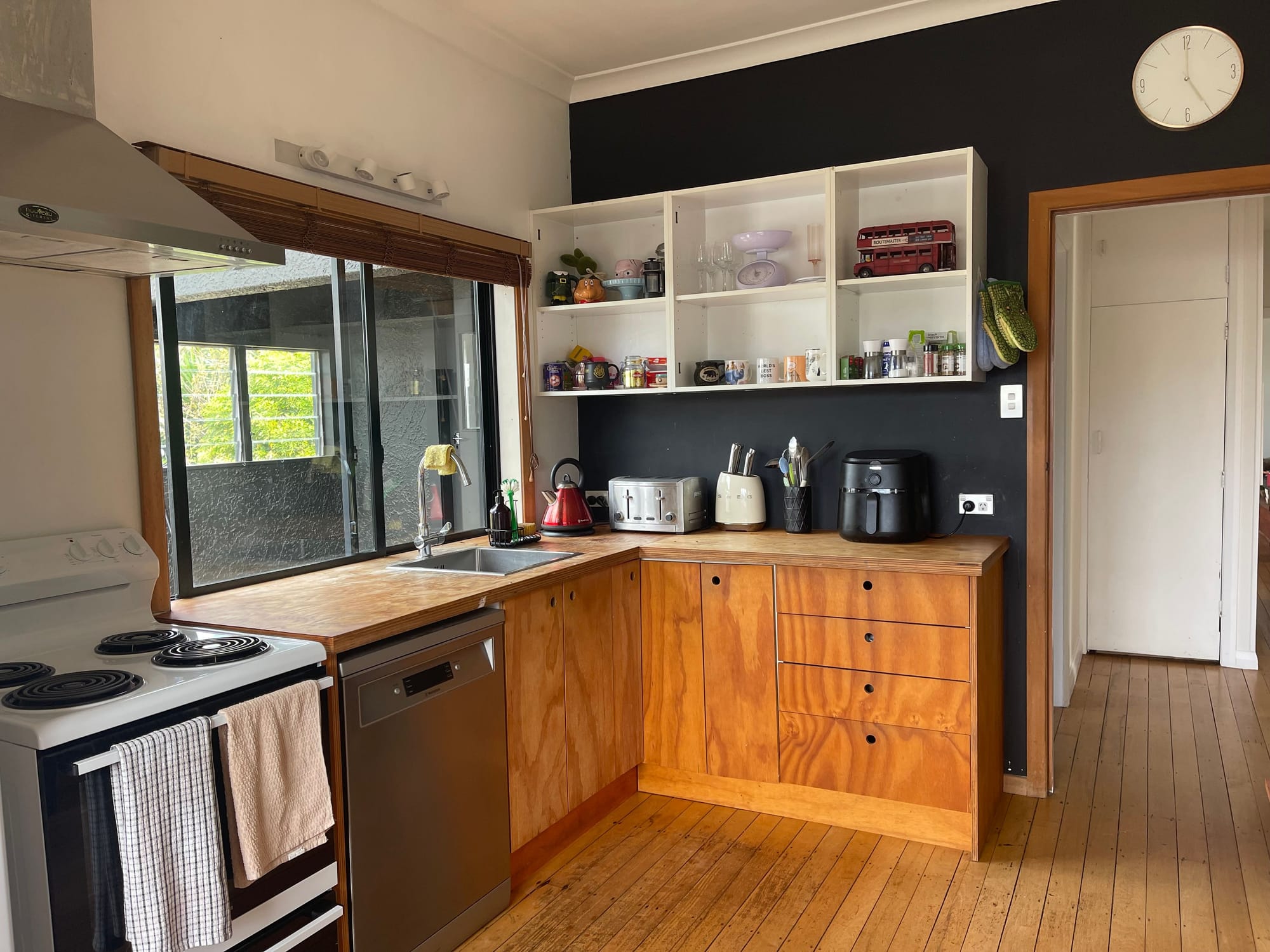 Centrally located private oasis