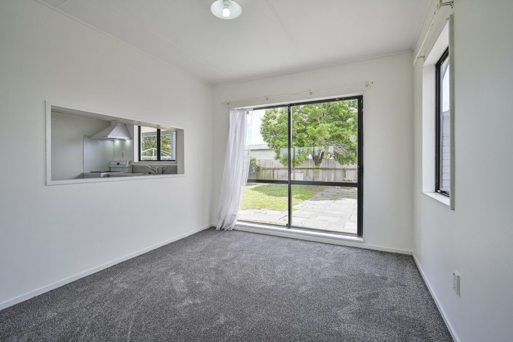 Light and crisp interior with great outdoor flow