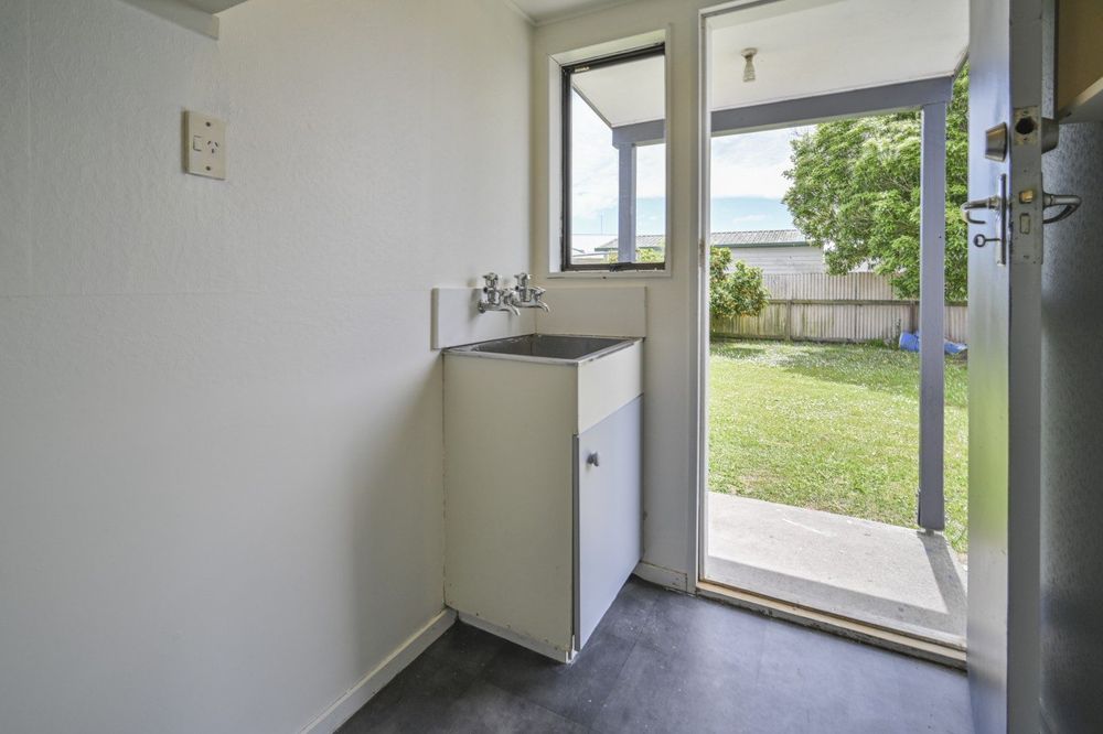 Light and crisp interior with great outdoor flow