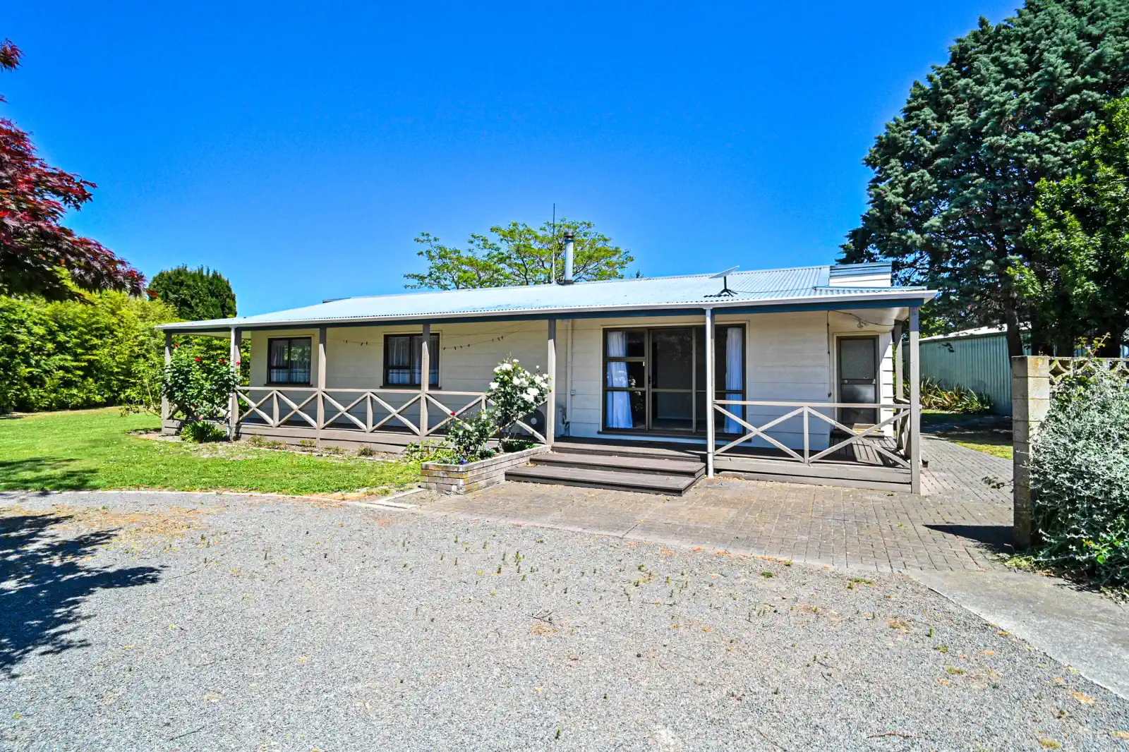 Spacious Rural Living Just Minutes From Town