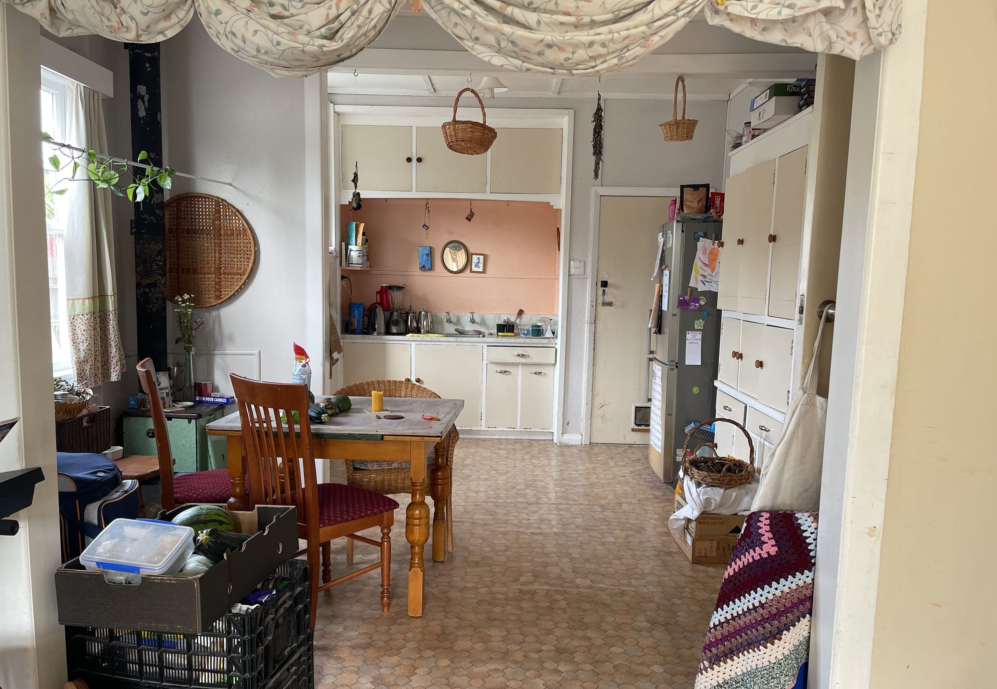 Secluded family home in great location