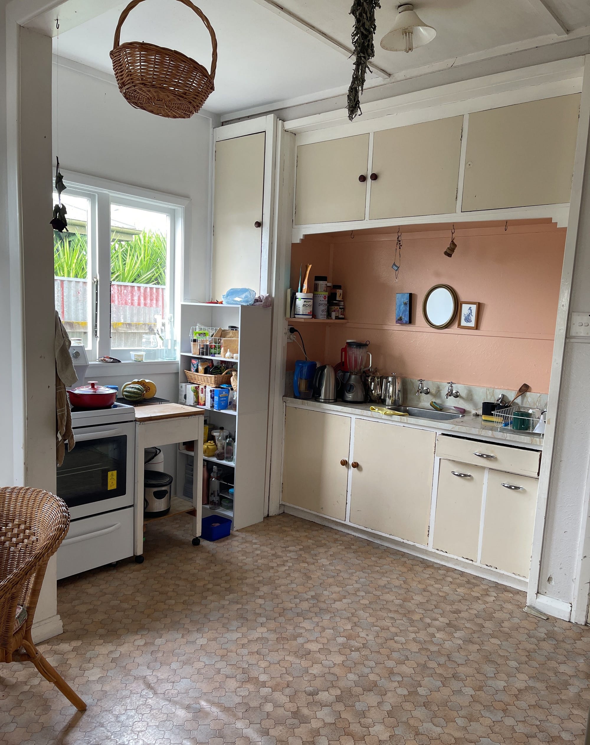 Secluded family home in great location