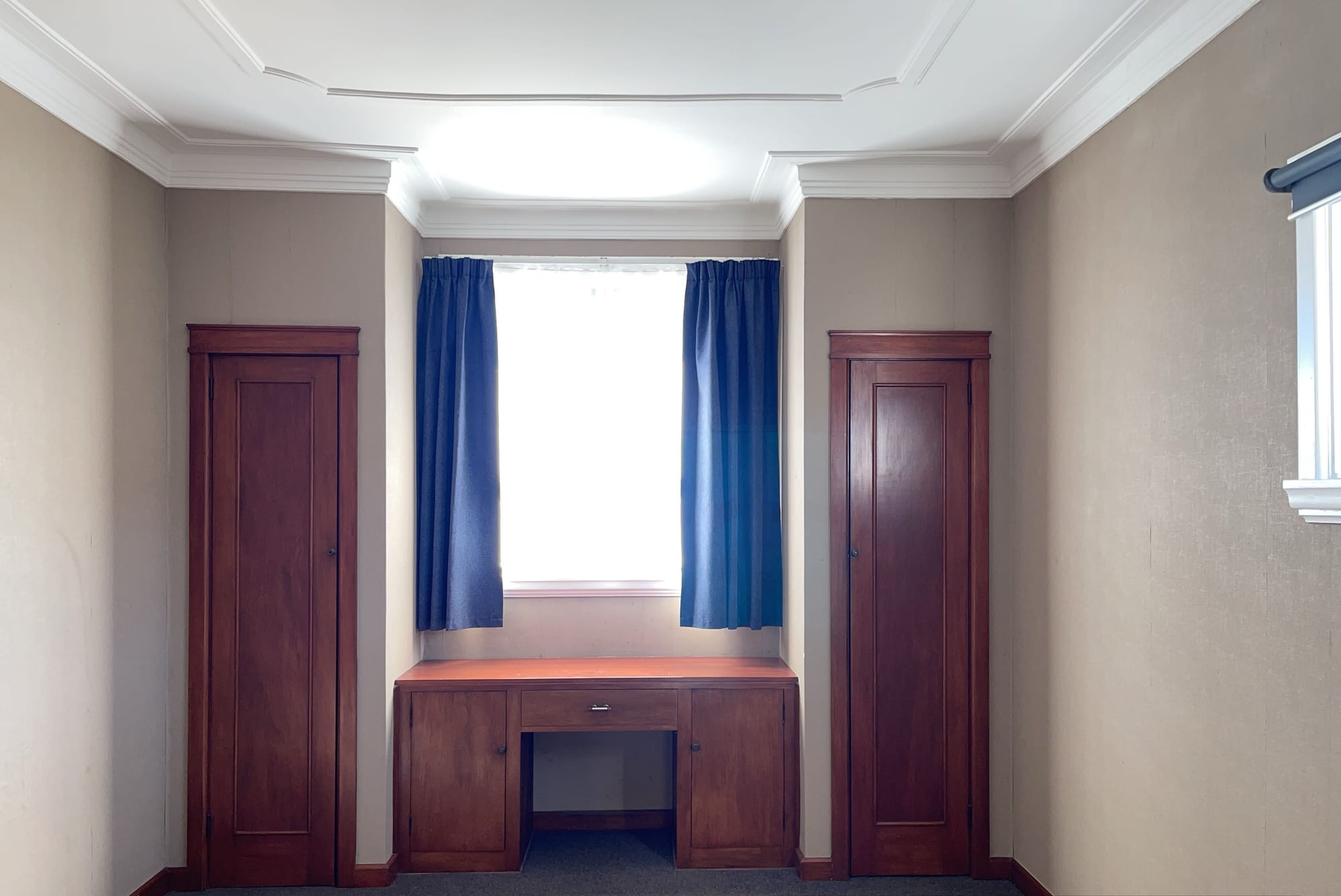 Centrally located art deco property