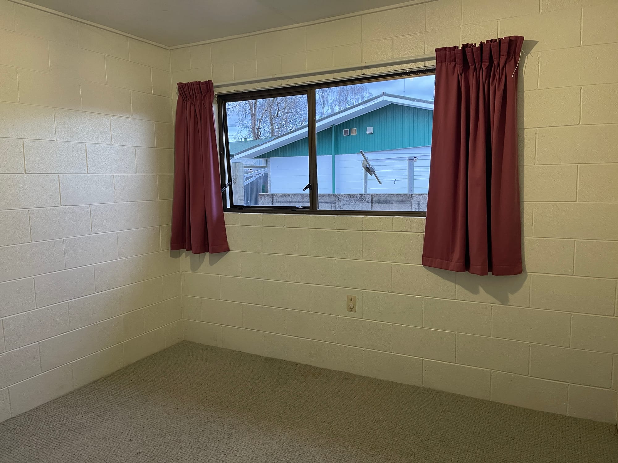 Cosy, private and close to good schools