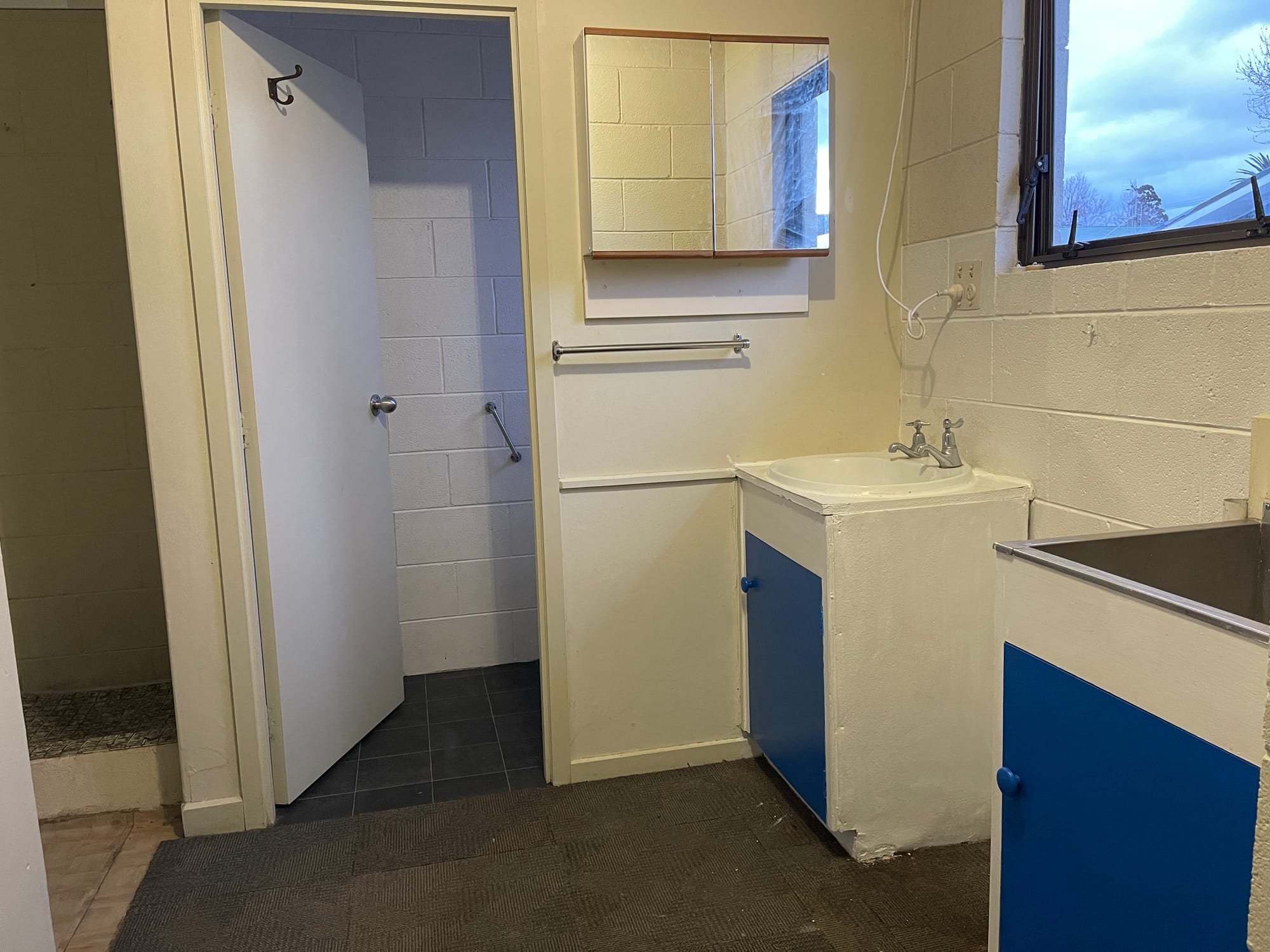 Cosy, private and close to good schools
