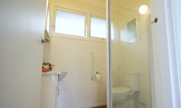 Cosy, private unit in central location