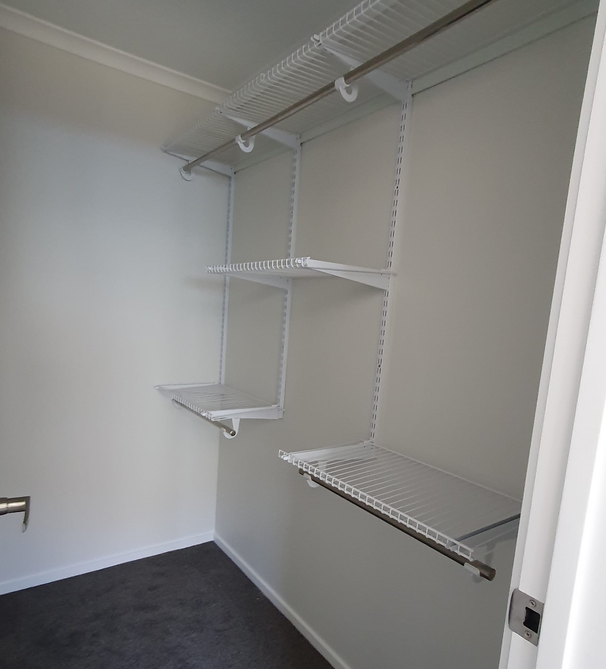 Modern, cosy, easy care home