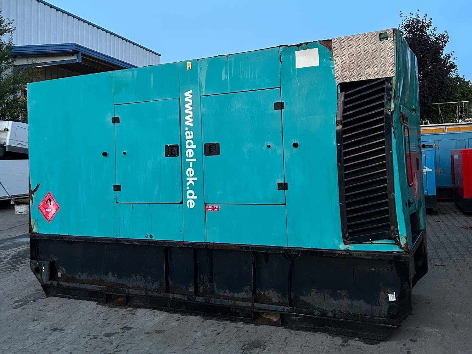 Cummins 255 KVA Stromaggregat