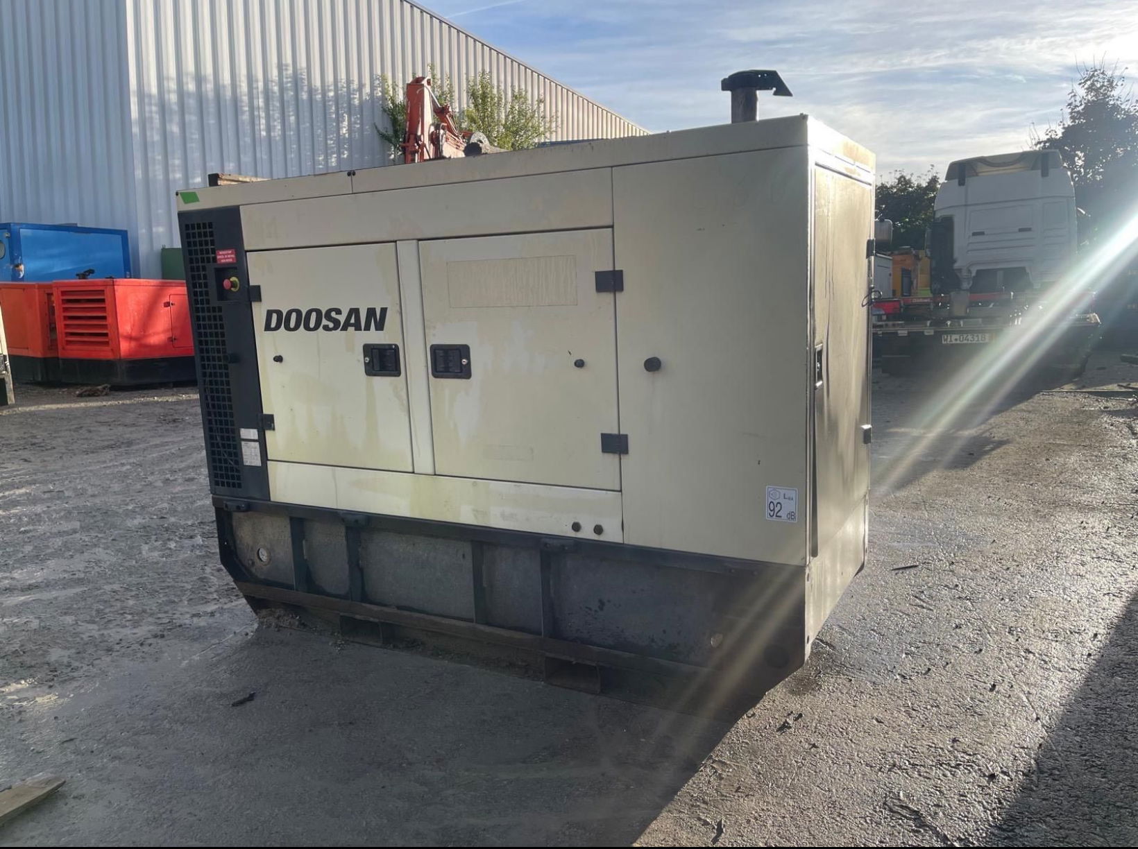 John Deere 60,4 KVA Stromaggregat Notstromaggregat BHKW