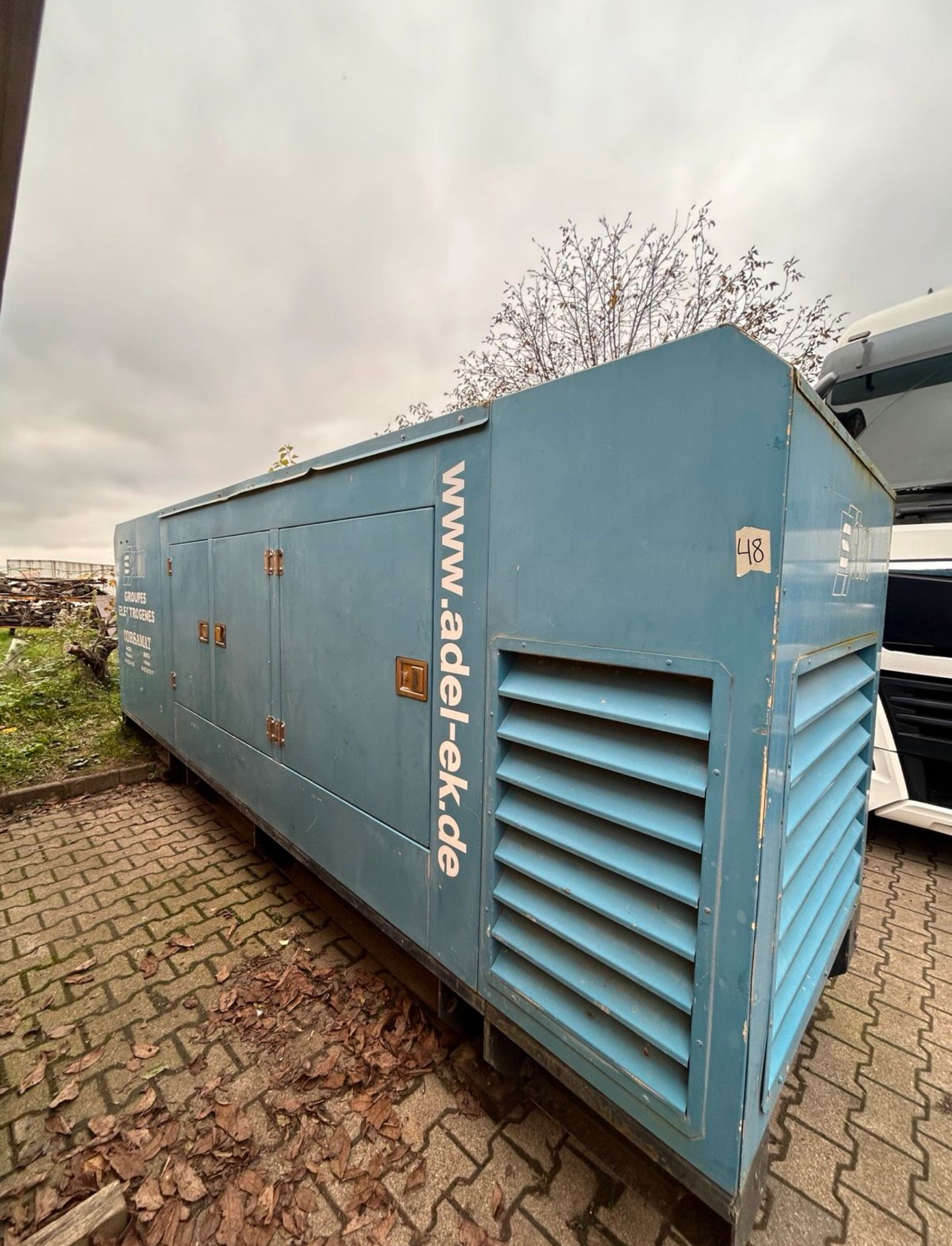 SDMO 200 KVA Stromaggregat Notstromaggregat BHKW