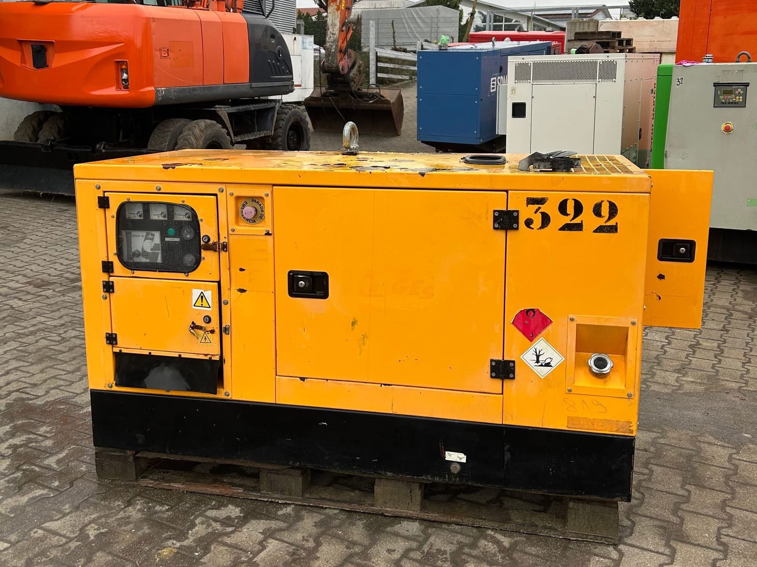 Perkins 13 KVA Stromaggregat Notstromaggregat BHKW