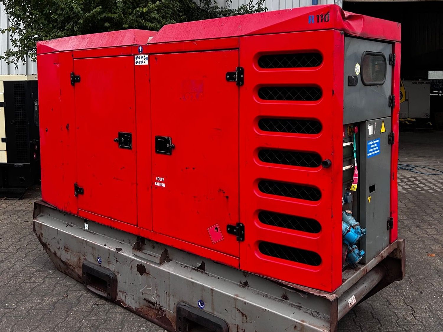 SDMO 110 KVA Stromaggregat Notstromaggregat BHKW Stromerzeugung
