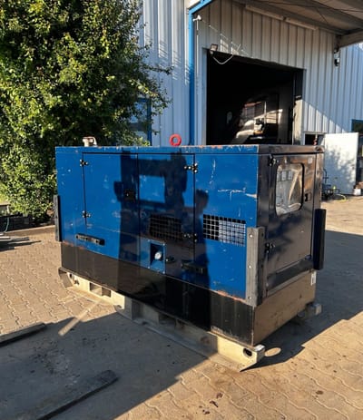 John Deere 30 KVA Stromaggregat Notstromaggregat BHKW