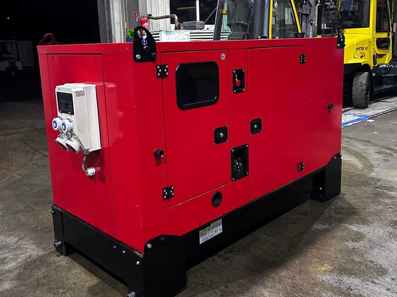 Iveco 60 KVA Fogo Stromaggregat Notstromaggregat BHKW Stromerzeugung