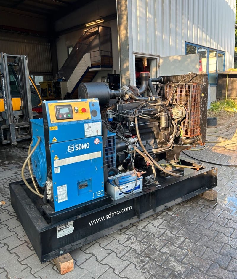 SDMO John Deere 132 KVA