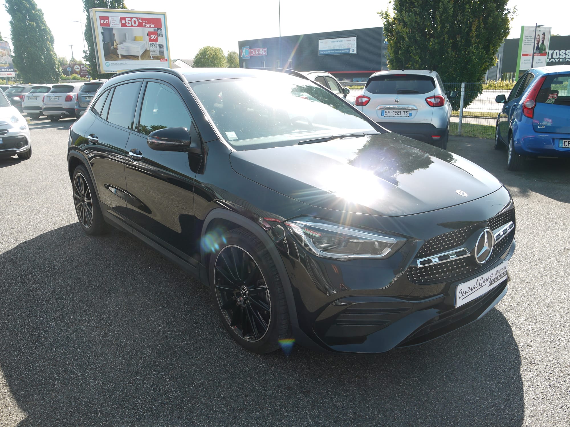 MERCEDES GLA 200D AMG LINE