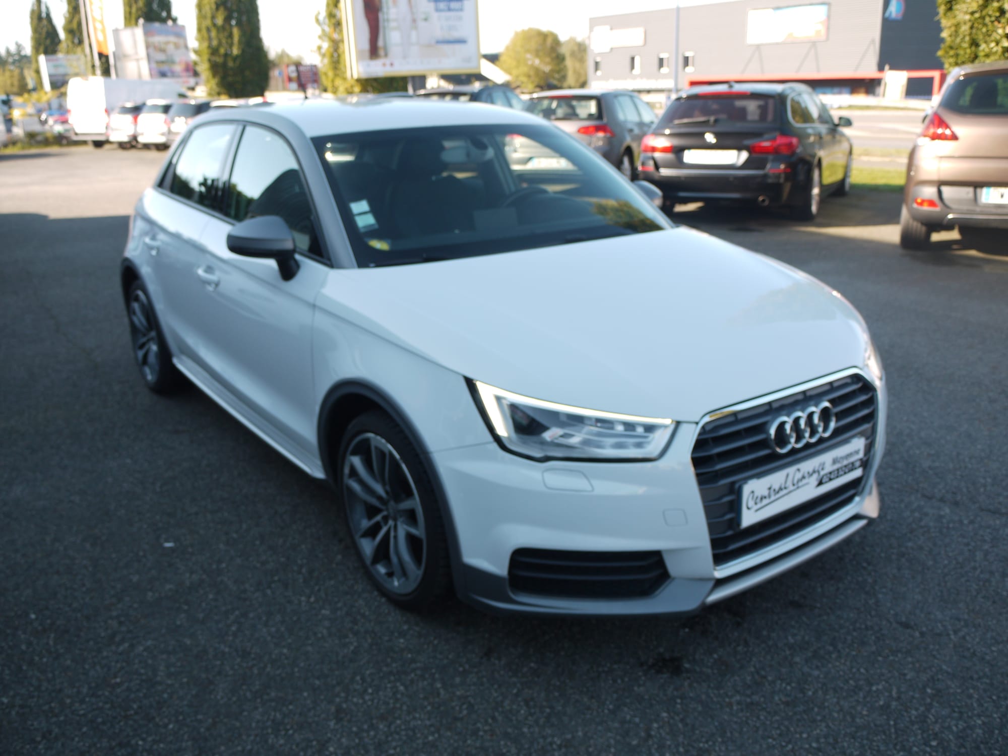 A1 SPORTBACK 1.4L TDI 90CH ULTRA AMBIENTE