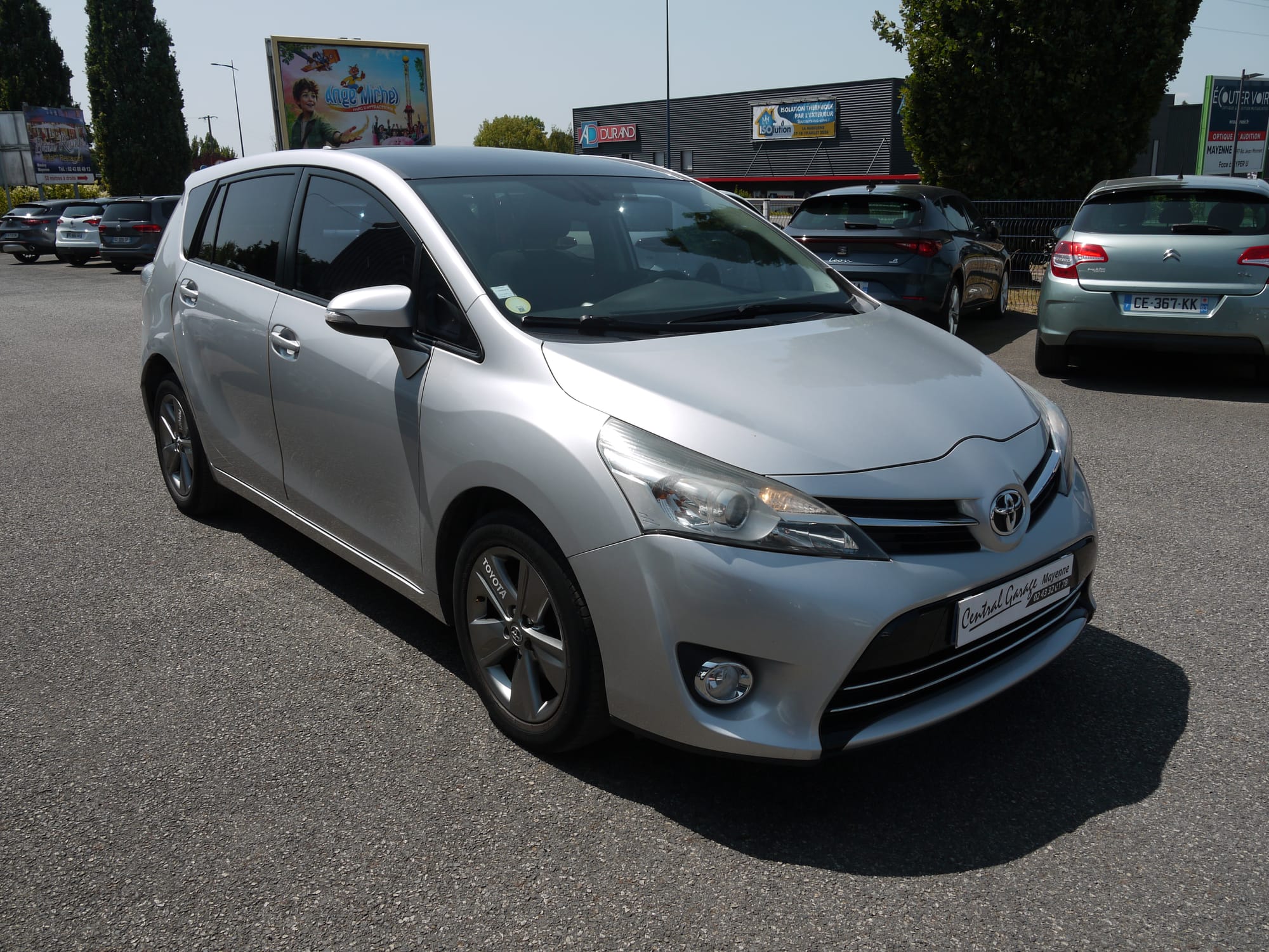 TOYOTA VERSO 112D-4D 7 PLACES SKYVIEW