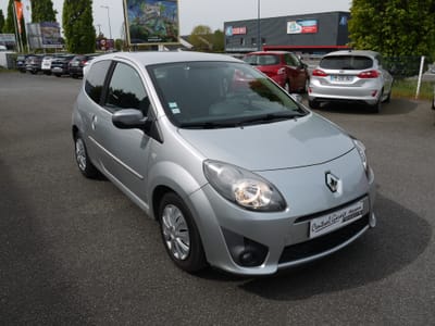 RENAULT TWINGO II 1.2L 16V 75CH BVR NIGHT & DAY