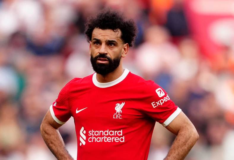 ليفربول قد يدخل في أزمة مع محمد صلاح حال ضم نجم إسبانيا