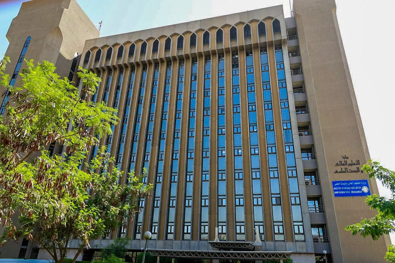 التعليم تعلن إطلاق التقديم إلى قناة قبول الموظفين المتميزين