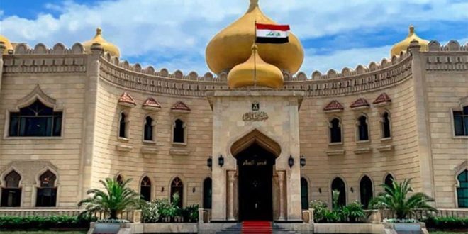 موظفو رئاسة الجمهورية يعترضون على استقطاع 250 الف من “مخصصات الكسوة”