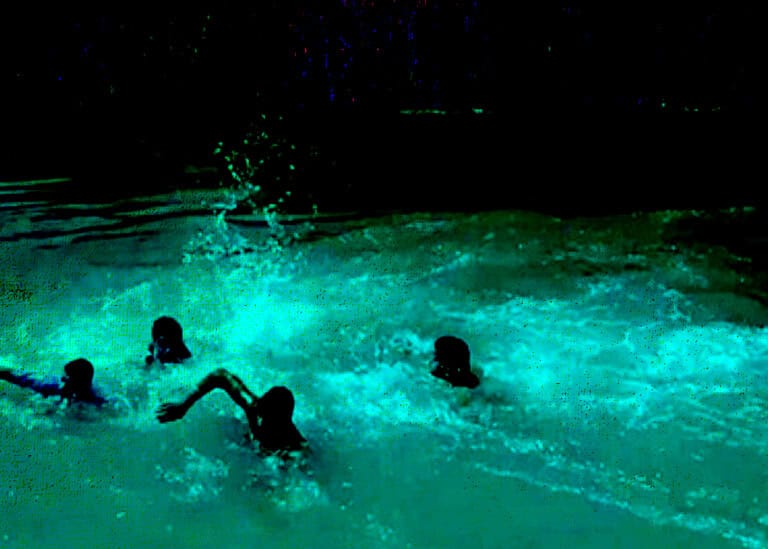 بسبب الحرارة والكهرباء.. أنهار العراق تبتلع المزيد من الشباب