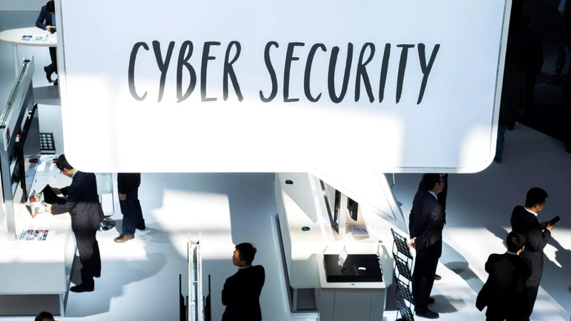 ما هي الشركة التي سببت تهديدا سيبرانيا عالميا؟