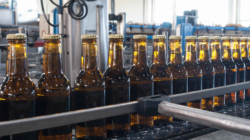 بعد "فاجعة الكحول السامة".. المغرب تطيح بأكبر تجار "ماء الحياة"