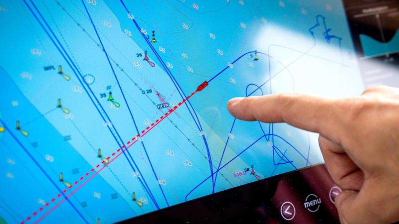 العثور على حطام سفينة من القرن التاسع عشر يحوي 100 زجاجة شمبانيا (صور)