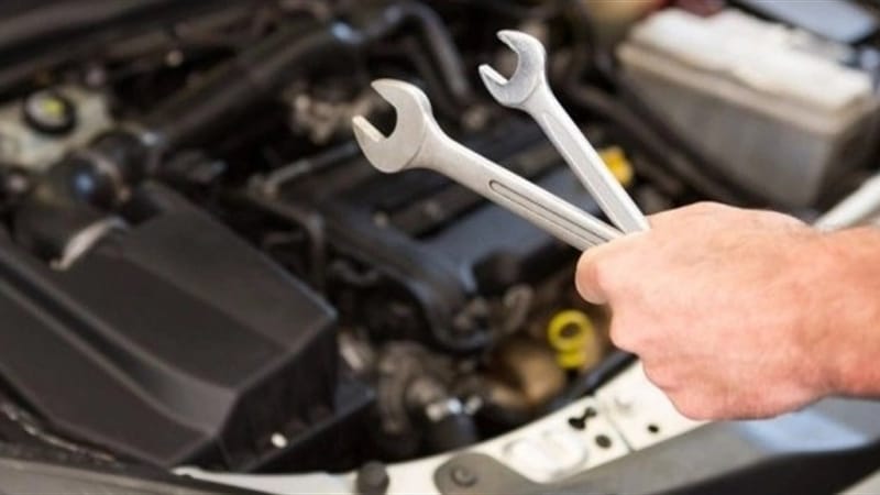 ضمانات وهمية ترفع الأسعار.. شركات سيارات تخدع المواطنين