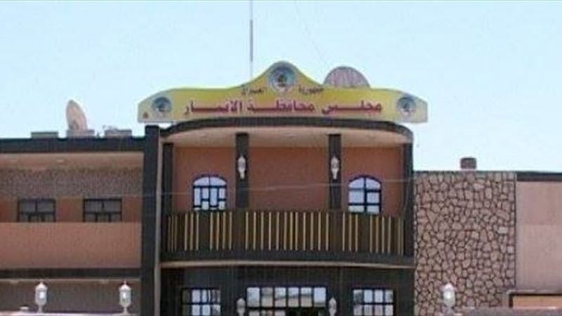 مجلس الأنبار: ساحات الاعتصام ادخلت "داعش" للمحافظة وقادتها يطالبون بالاقلمة!