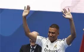 مبابي ينجز صفقته الاستثنائية