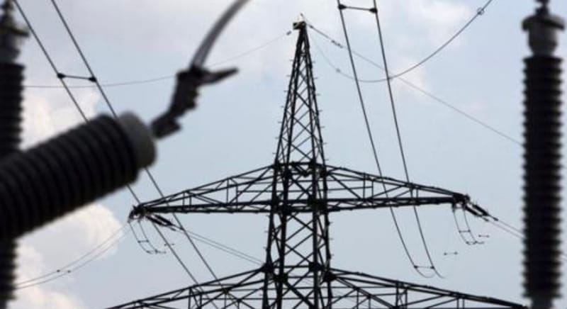 الكهرباء تكشف سبب تحسن وزيادة ساعات التجهيز