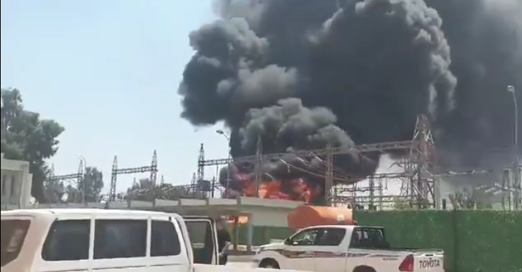 بعد افتتاحها اليوم.. النيران تلتهم محطة توزيع قرب محطة كهرباء الدبس في كركوك