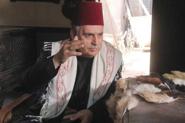 عباس النوري يشتم "باب الحارة" ويلعنه