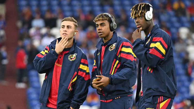 نيكو ويليامز ينعش صفقة انتقاله لبرشلونة بهذا التعليق (صورة)